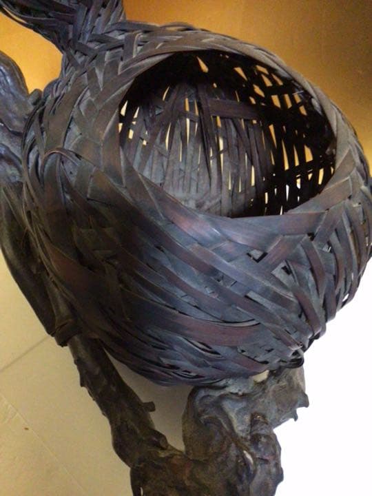 蔵出し　カゴ花入