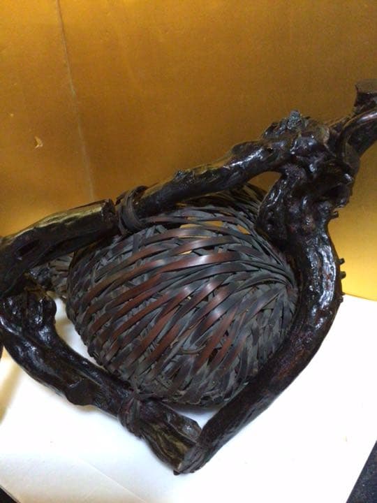 蔵出し　カゴ花入