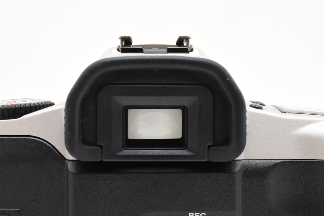 ■ 美品 ■ キヤノン　 Canon EOS KISS III レンズキット