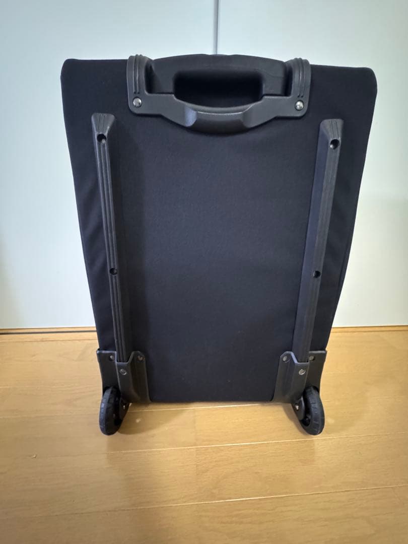 Macpac ウィールドダッフル80 MM82512R