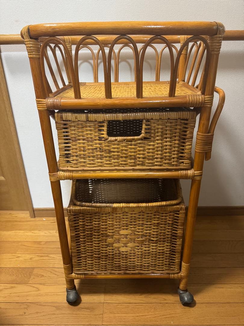 ラタン　脱衣籠　ラック　収納　家具　アンティーク　アジアン　ワゴン　レトロ