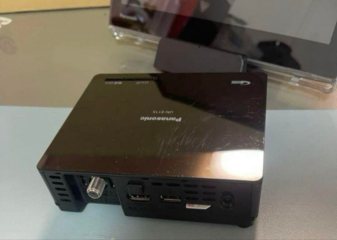 Panasonic プライベートビエラ　10インチUN-10L11-K