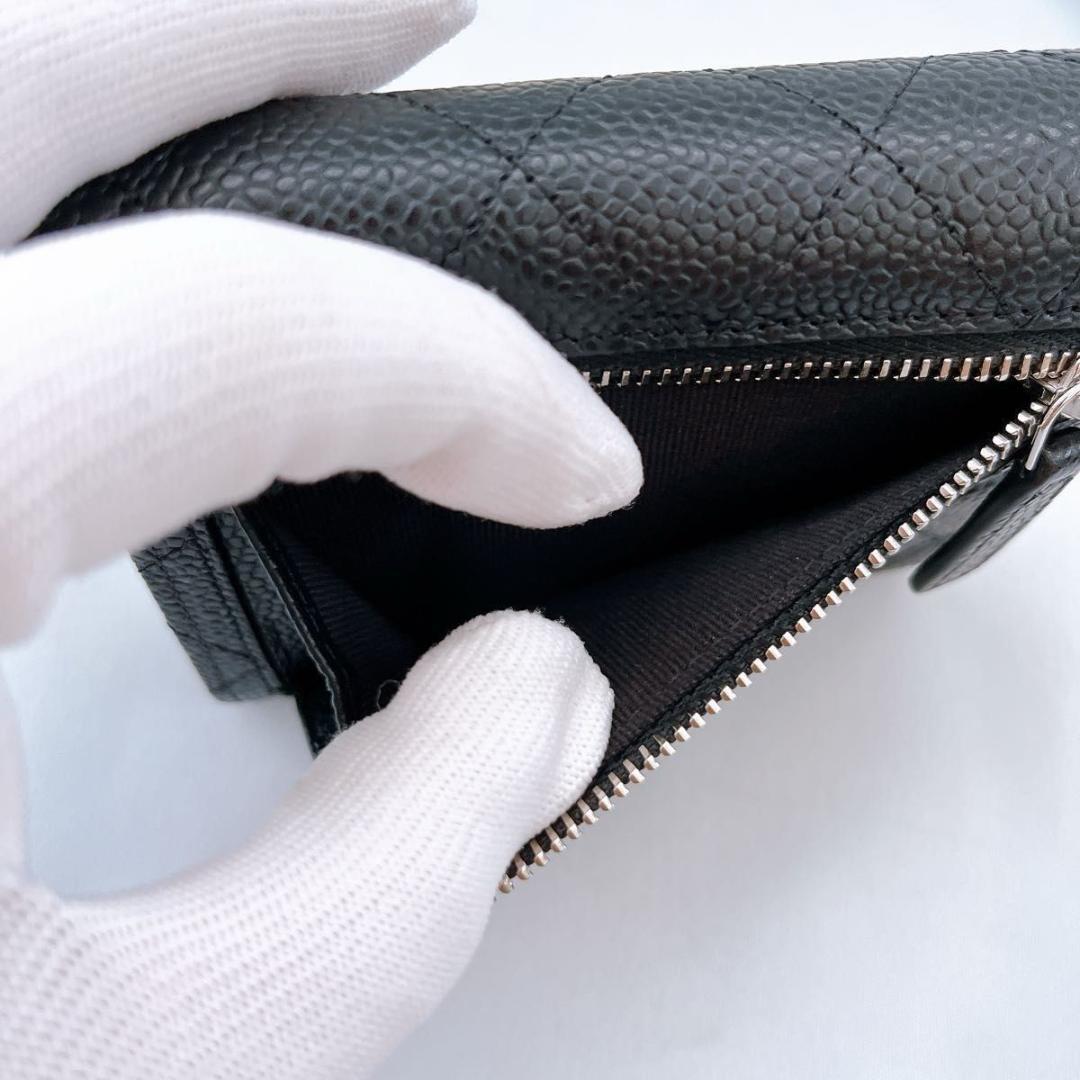 【くらら】新品 シャネル 三つ折り財布 クラシックスモールウォレット