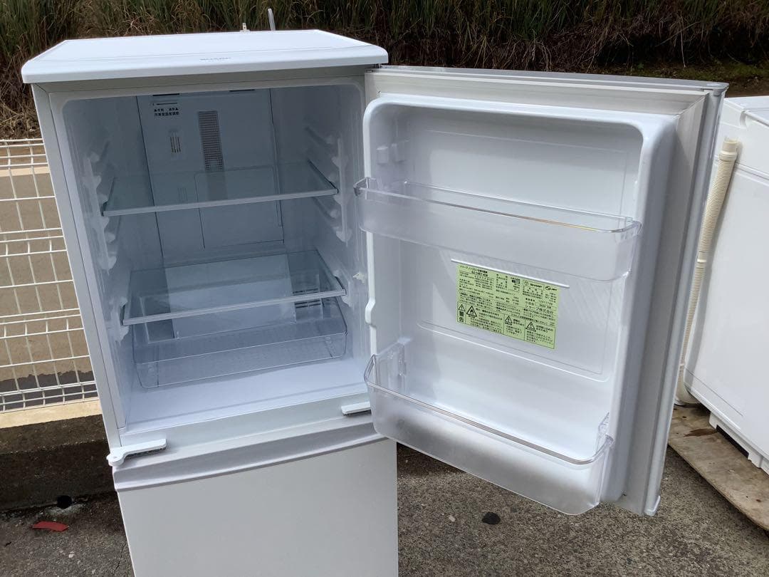 美麗 シャープ 2ドア冷蔵庫 SJ-14E7-KW 2020年製 137L