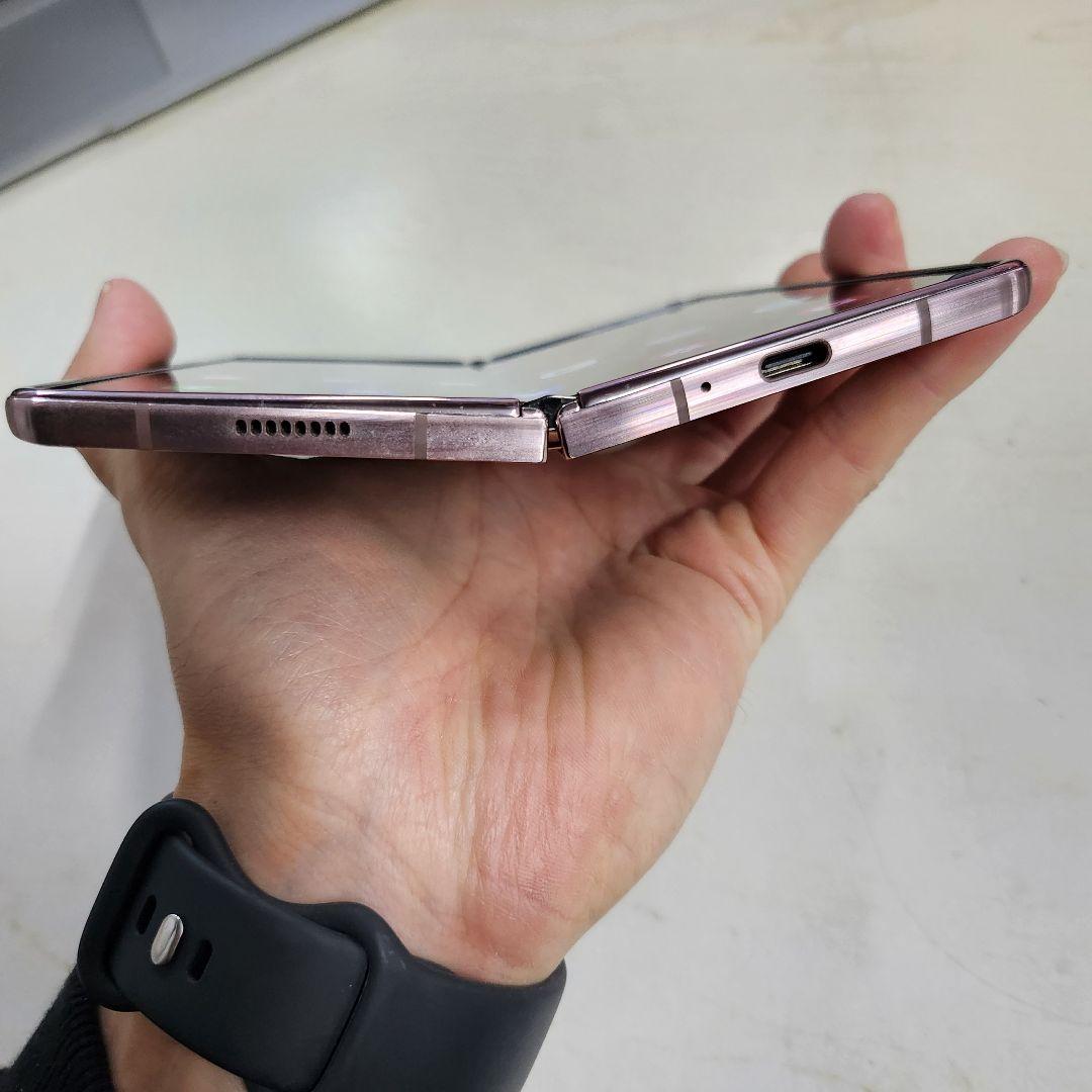 スマートフォン本体 AU galaxy z fold2