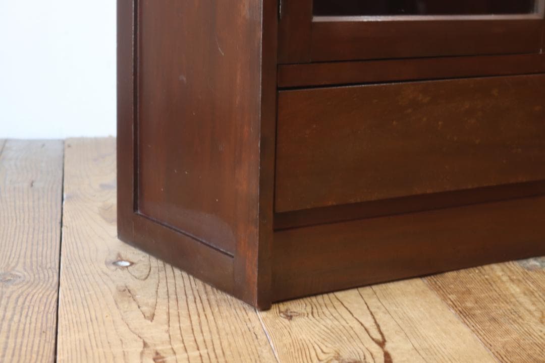 レトロ ガラスキャビネット 本箱 収納 食器棚 ラック 引き出し 抽斗 2杯