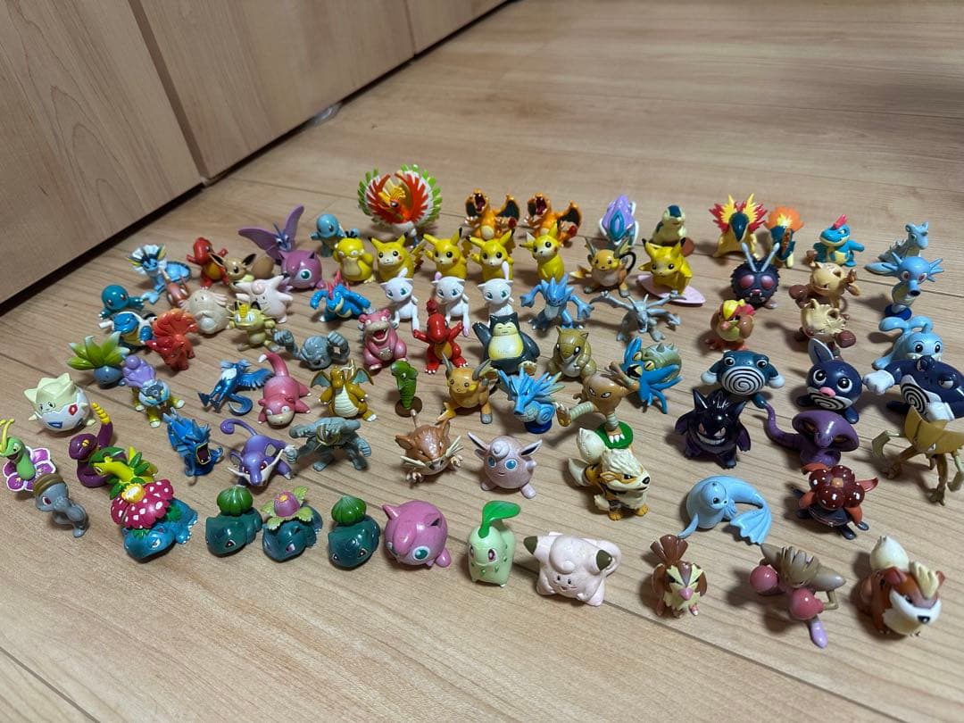 週末価格　ポケモン　モンコレ初期　まとめ売り