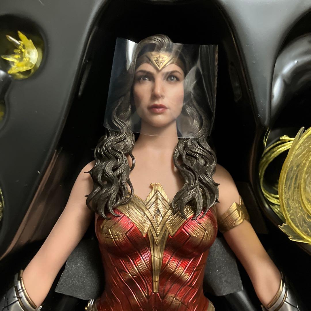 【未展示】ホットトイズ ワンダーウーマン1984版