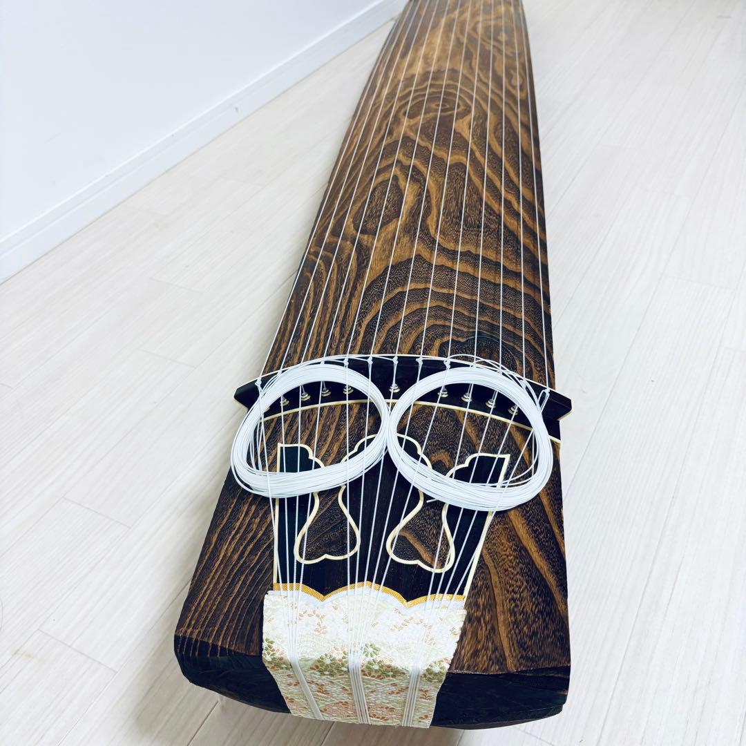 箏　13弦　すだれ彫り　和楽器　並甲 金蒔絵　上角