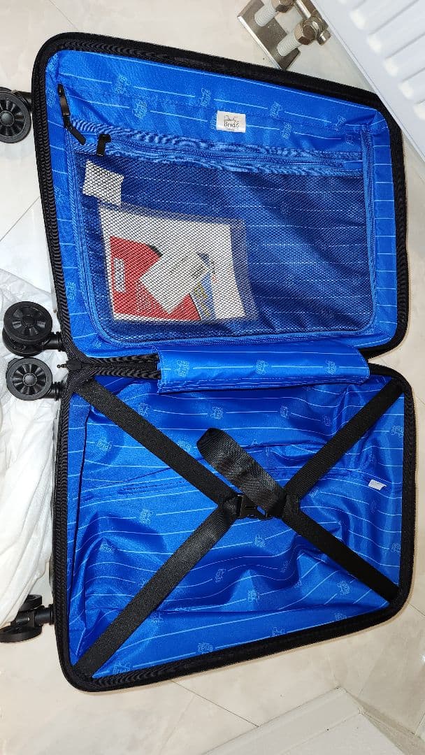 新品　Brid3　ゼロハリバートン　スーツケース　黒