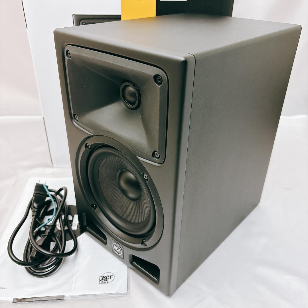 【極美品】RCF プロフェッショナルモニタースピーカー AYRA PRO6