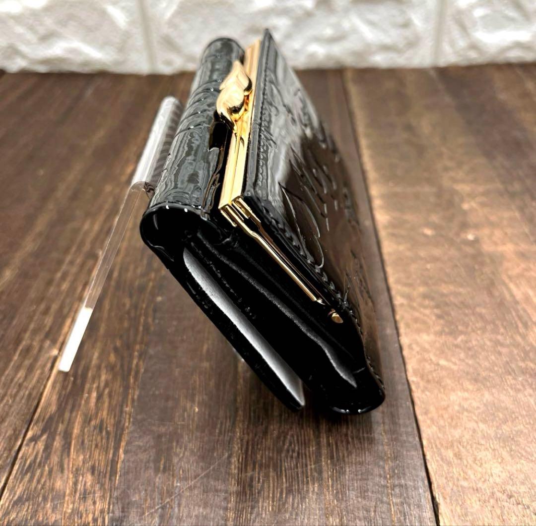 新品未使用　ヴィヴィアンウエストウッド 三つ折財布　黒　エナメル　がま口　⑧