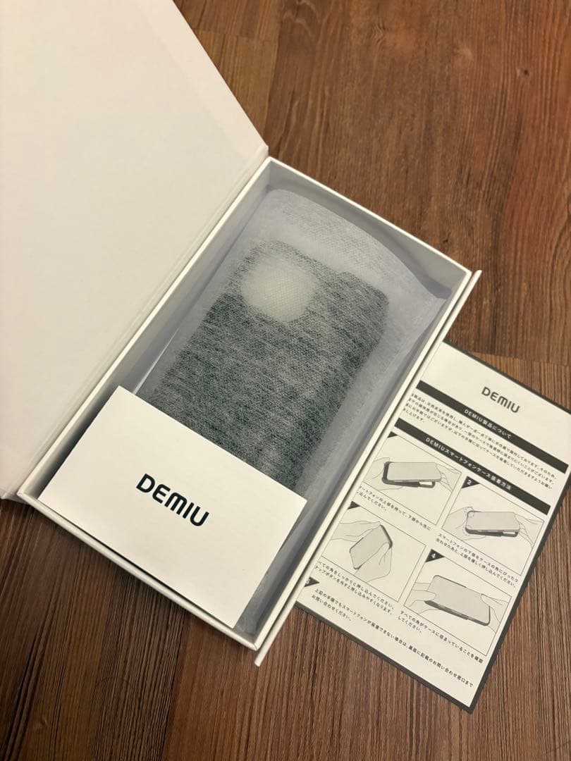 DEMIU BALLON × Ultrasuede iPhone15 ケース