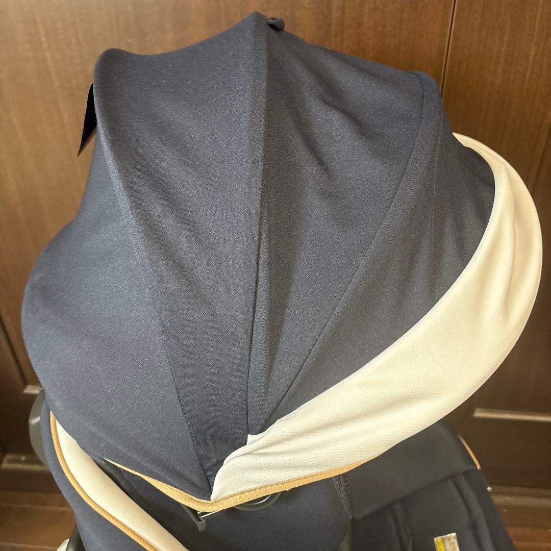 【極美品】コンビ クルムーブスマートエッグショック ISOFIX JL-590