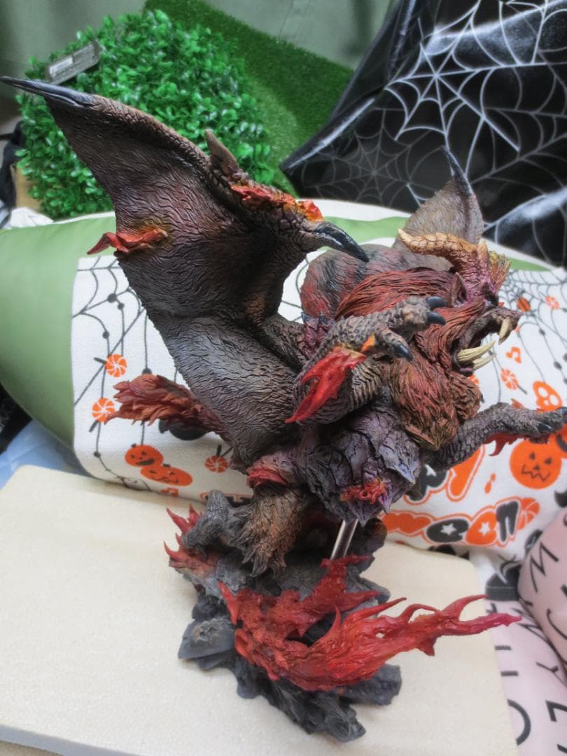 カプコンフィギュアビルダー クリエイターズモデル 炎王龍テオ・テスカトル