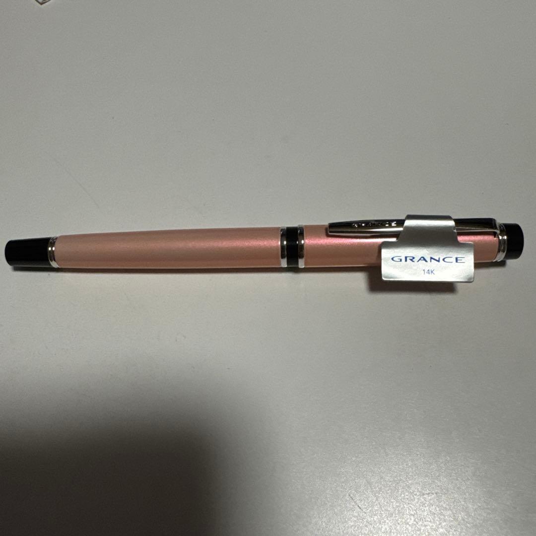 パイロット　万年筆　2017年限定万年筆　グランセ　春花　限定版　中字　Ｍニブ