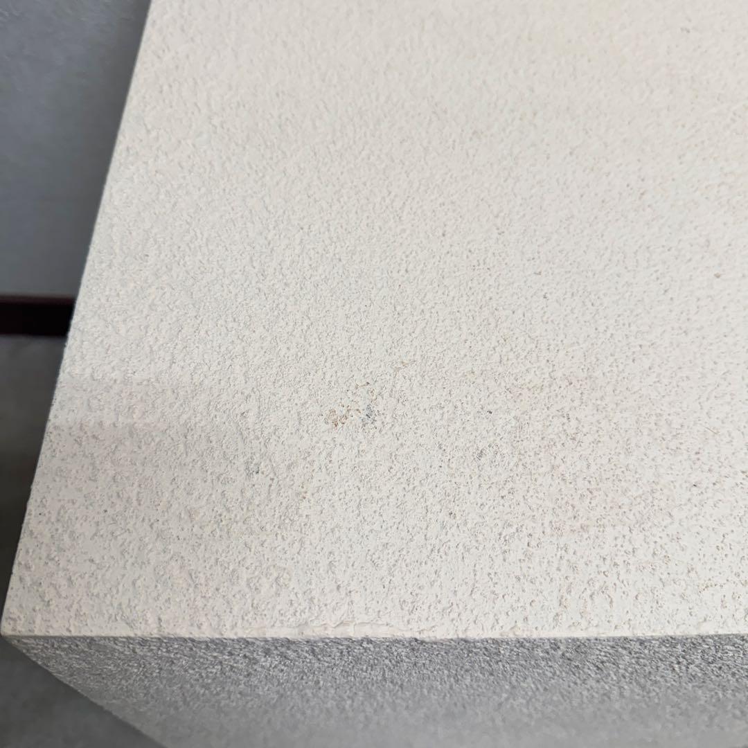 ZARA セメントフィニッシュ　サイドテーブル