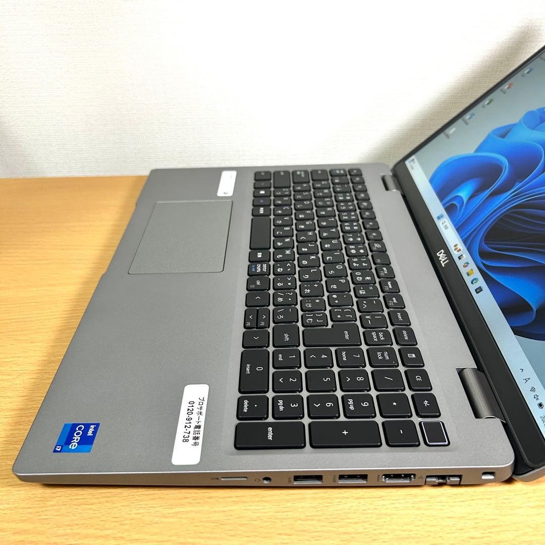 美品 DELL Precision 3561 i7 32GB 512GB 15型
