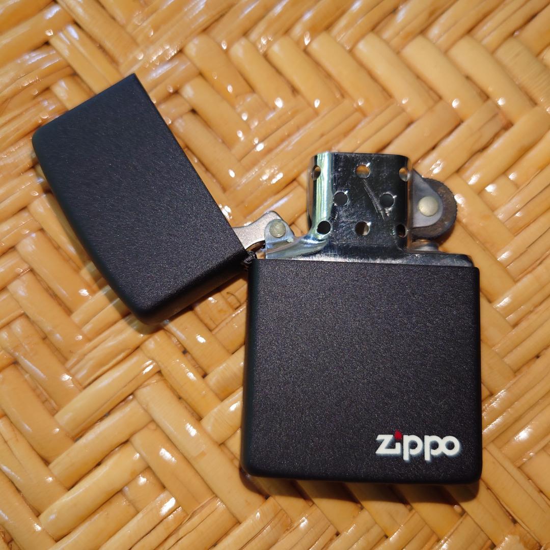 【新品未使用】Zippo ブラックマットオイルライター 箱付き