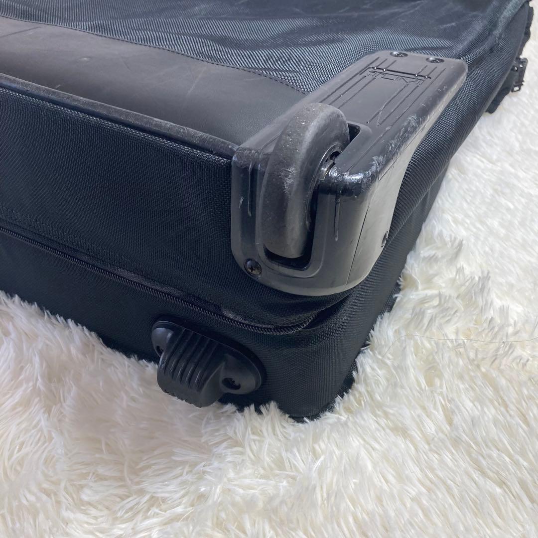 美品✨ TUMI ブラック キャリーケース 伸縮式ハンドル 機内持込可