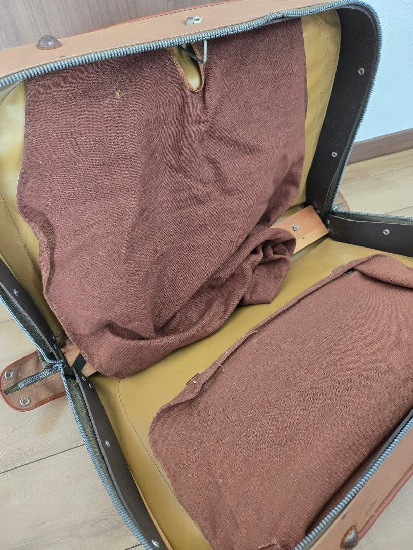 第二次大戦頃　実物　珍品　米陸軍バッグ　ピンナップガールペイント