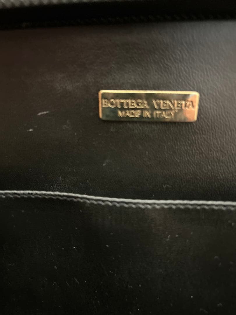 BOTTEGA VENETAの黒と茶色の小型アタッシュケースケース