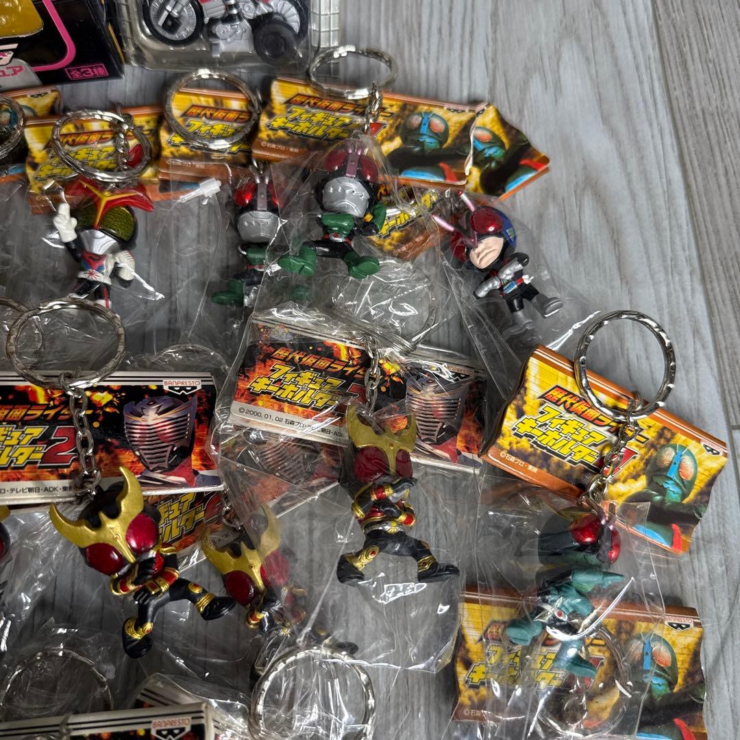 仮面ライダー フィギュアとキーホルダーは