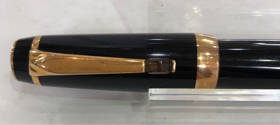t*p様 MONTBLANC モンブラン キャップ付き式レッドジェムストーンボー