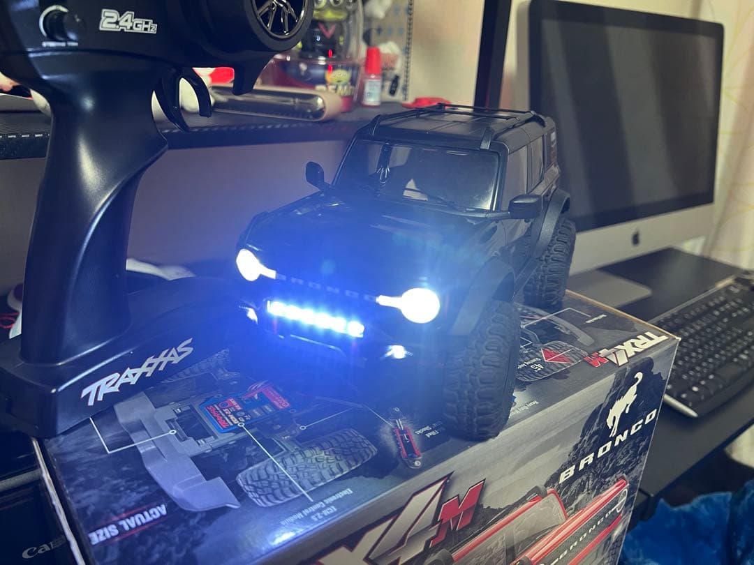 Traxxas trx4m フォードBronco 黒 オフロードRCカー