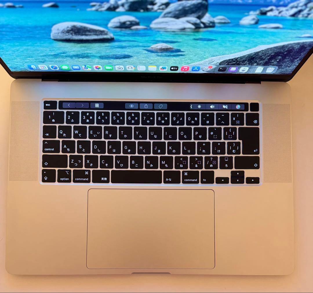 美品 Macbook Pro 2019 16インチ Windows 11 pro