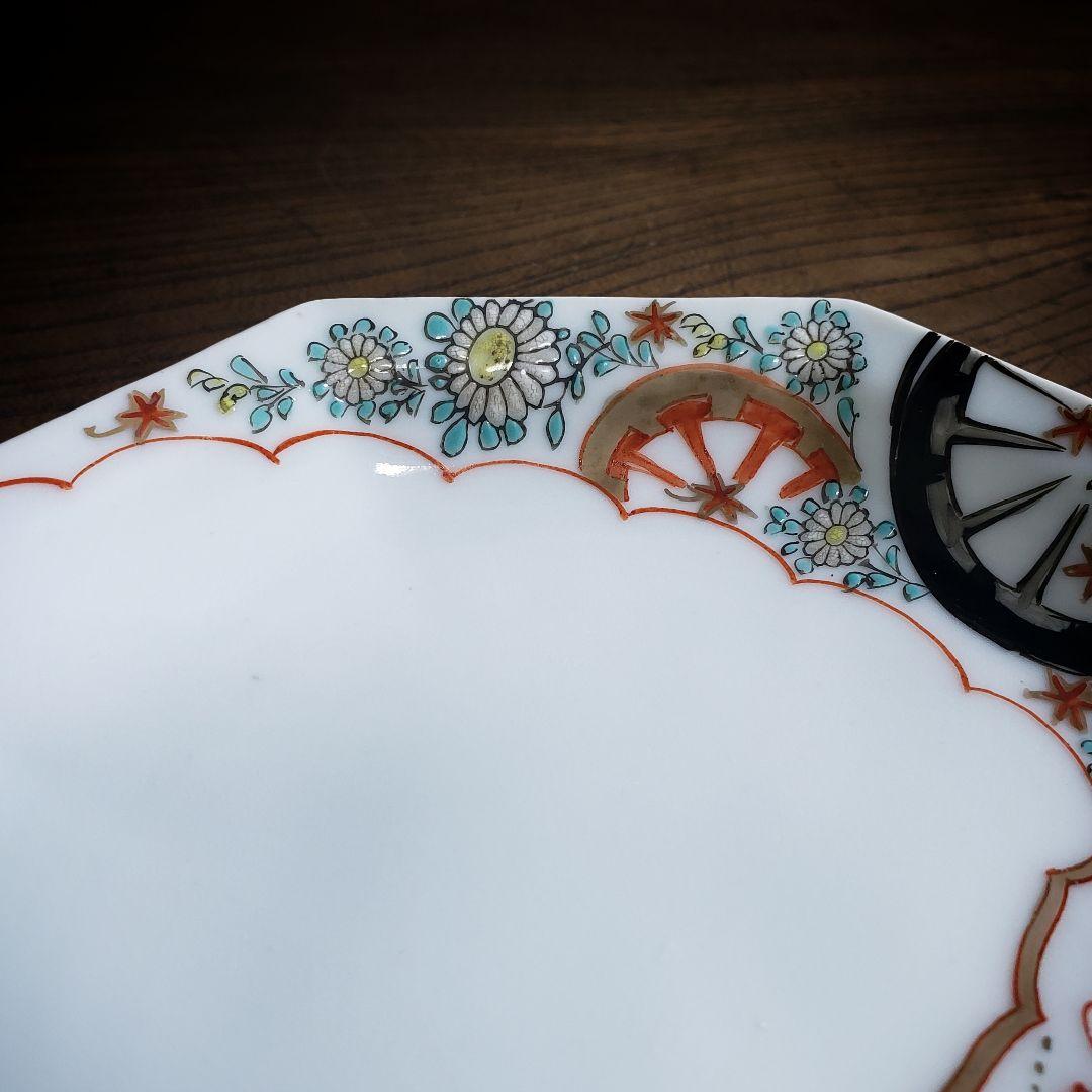 八角皿　古伊万里　菊文様　御所車　車輪　龍　竜　雲竜　明治　色絵付　赤絵　イ号