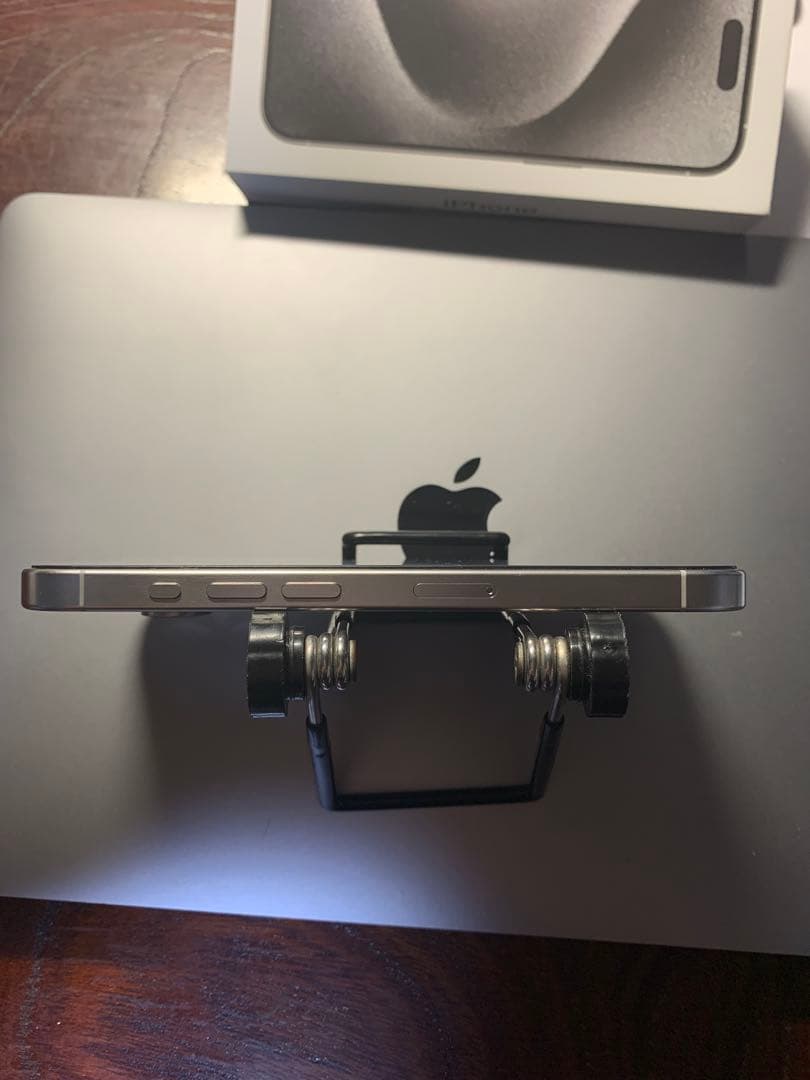 iPhone15Pro 256GB ホワイトチタニウム