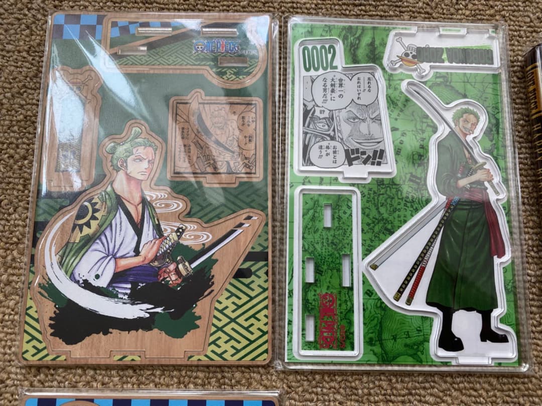 【匿名配送】ONEPIECE  ワンピース アクスタ  缶バッジまとめ売り！