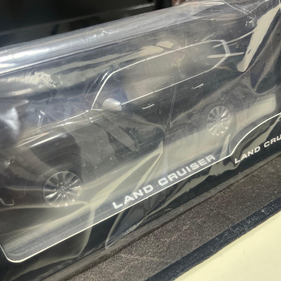 非売品ミニカー1/30 ランドクルーザー
