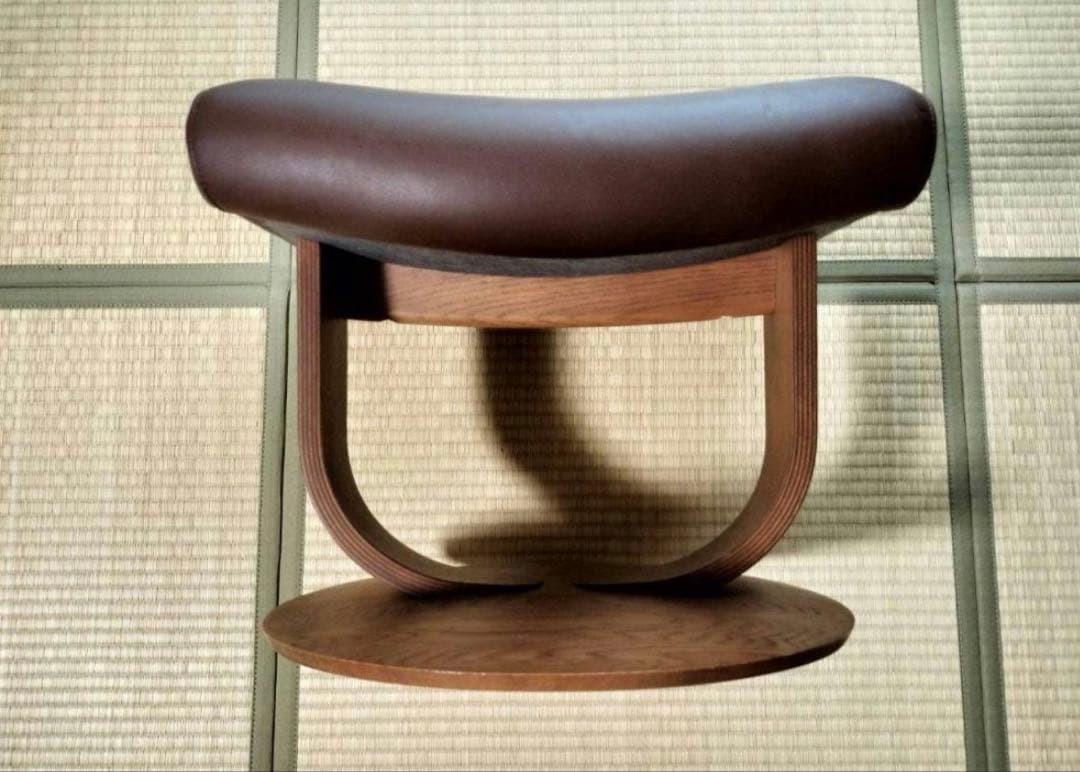 カリモク ザ・ファースト オットマン