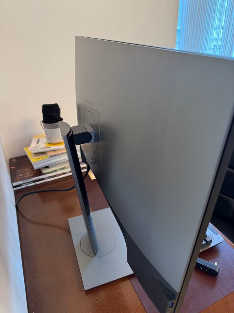 【美品】Dell 27インチ フルHD モニター U2720QM