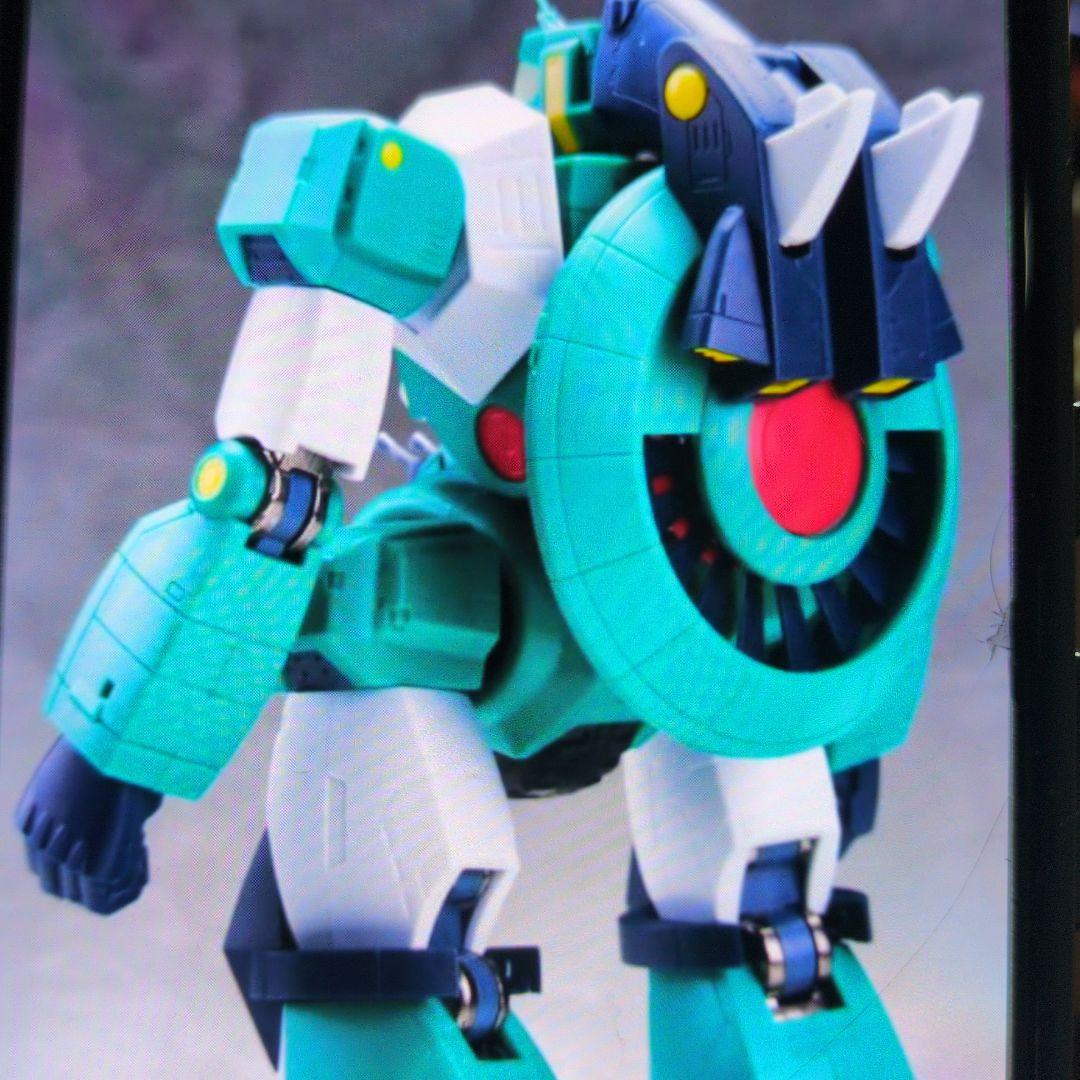 ハイメタルR.ウオーカーギャリア。