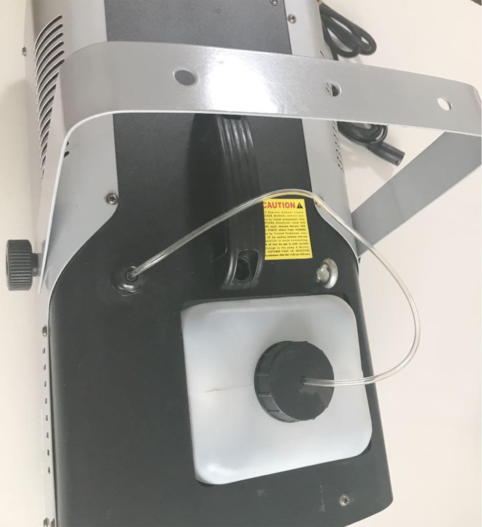 【値下】スモークマシン　フォグマシン　業務用　リモコン付き