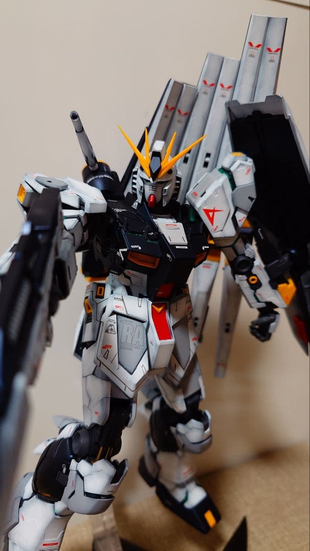 MG νガンダムver.Ka LEDライト機能付き 全塗装組立済
