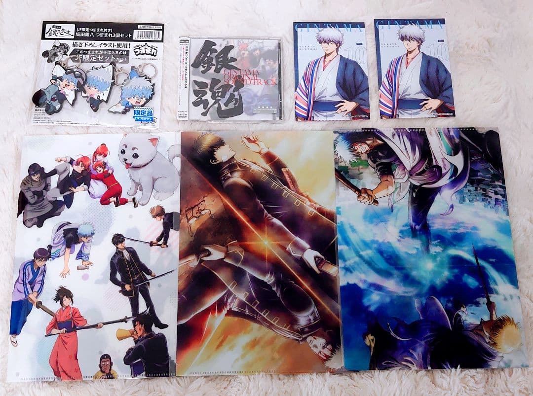 【新品未使用】銀魂 アクリルスタンド 缶バッジ グッズまとめ売り