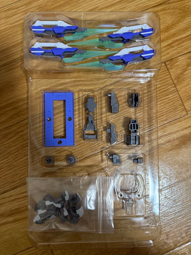 L BUILD クアンタフルセイバー　開封品　輸送箱あり