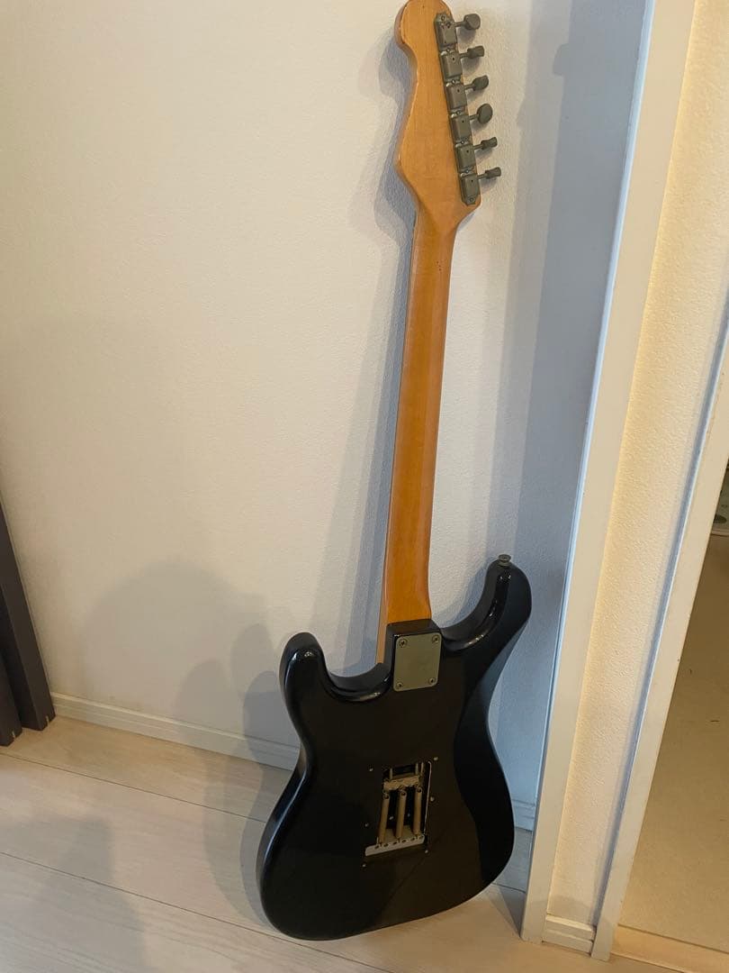 ギター YAMAHA ST800R Electric Guitar