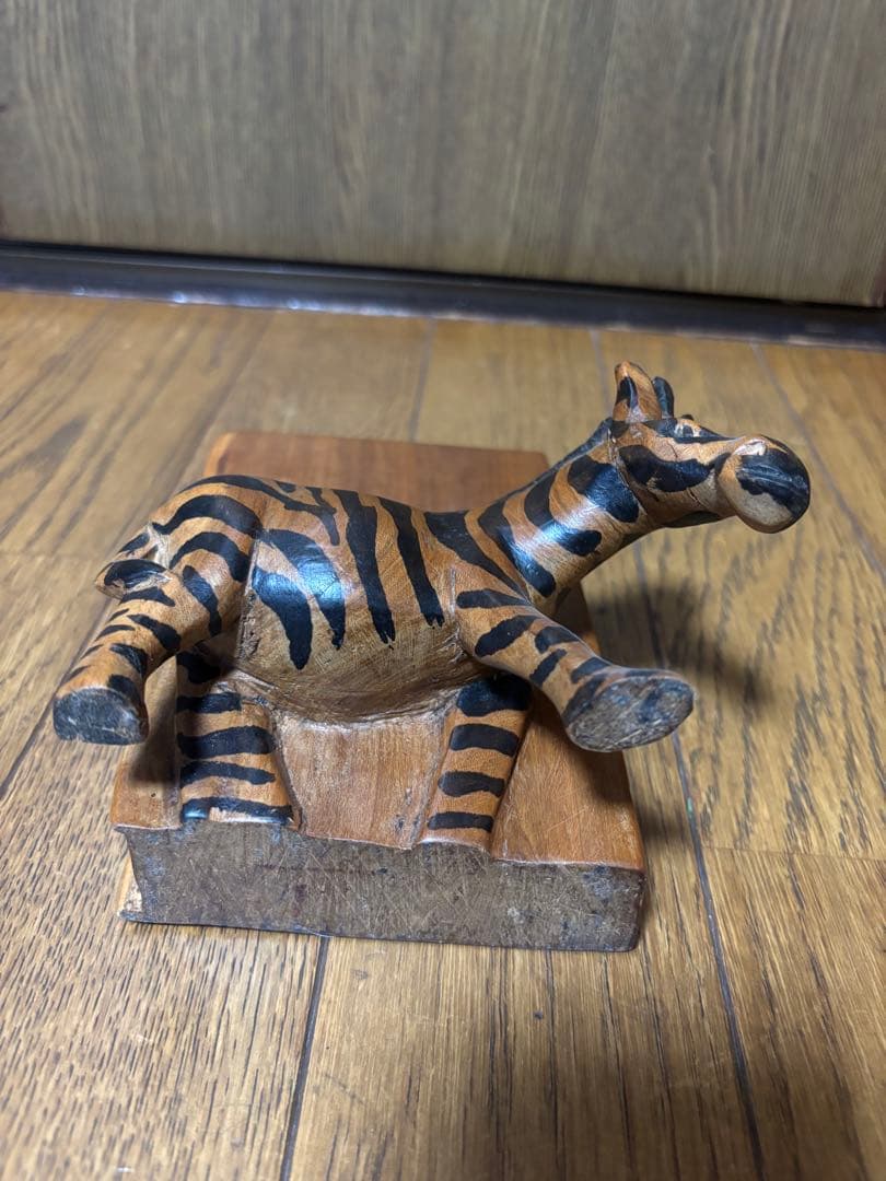 ブックエンド　ブックスタンド　エジプト　木彫彫刻