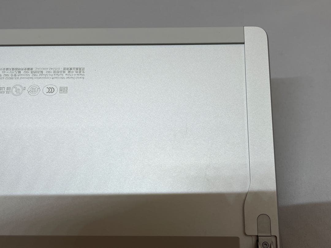 Surface Pro8 i5/8GB/256GB LTE搭載