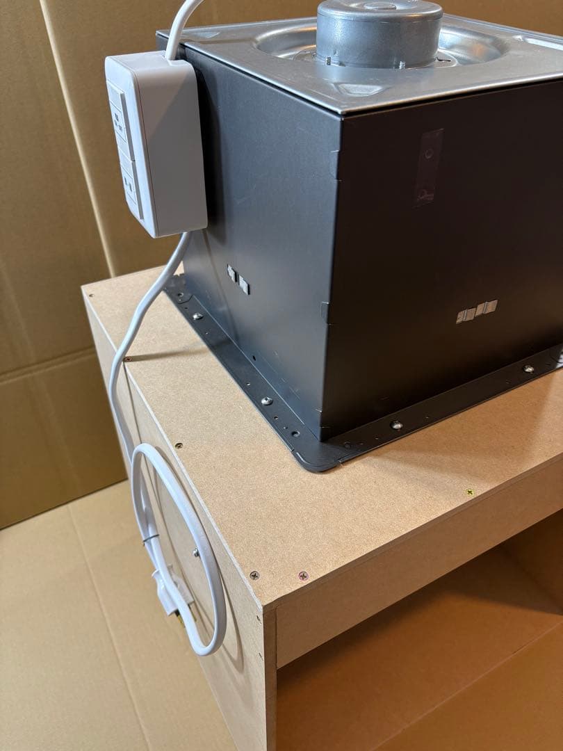 《送料無料・匿名配送》塗装ブース　安心のPanasonicシロッコファン付き