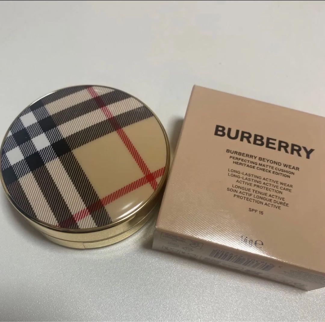 BURBERRY BEYOND WEAR 限定版 クッションファンデーション