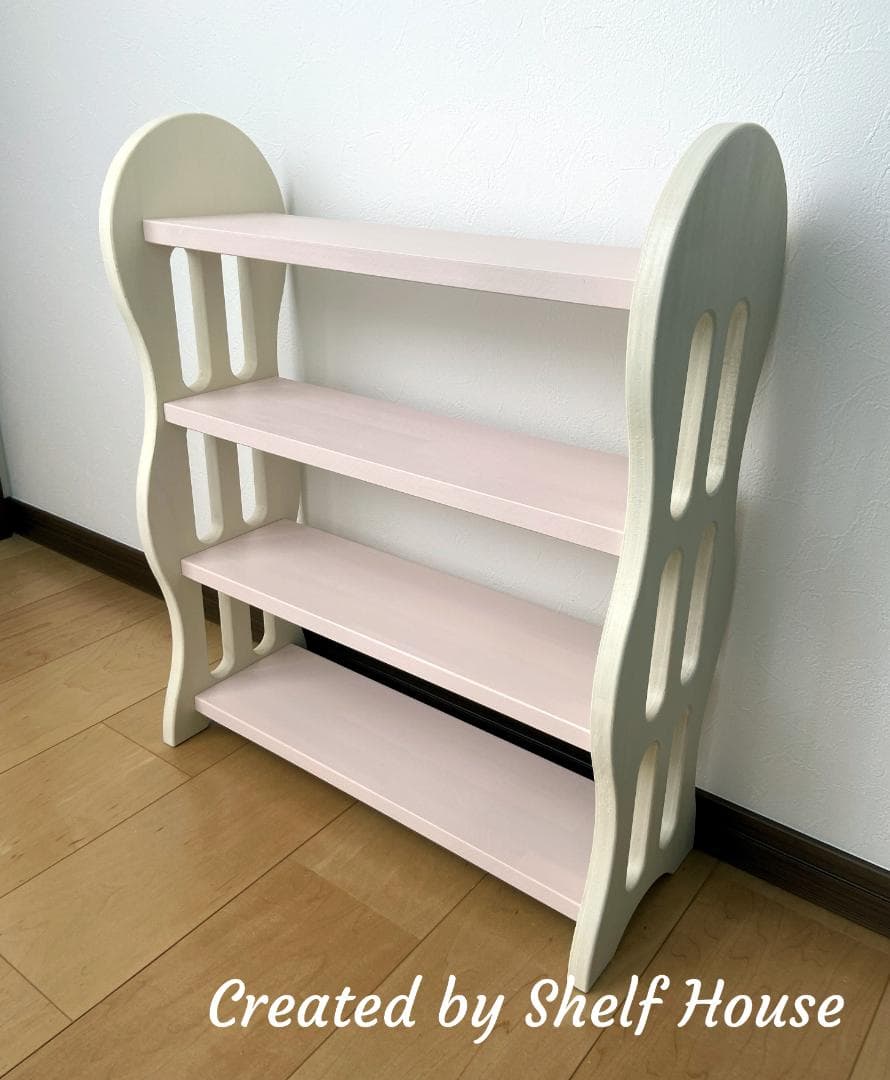 可愛い曲線デザインの木製棚 F