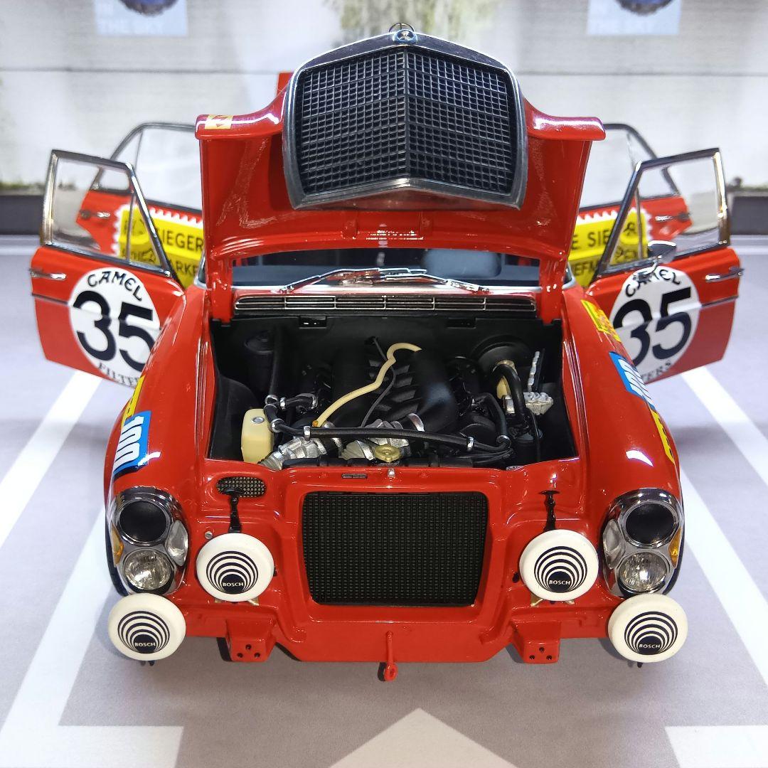 ミニチャンプス製 1/18 Mercedes-Benz AMG 35