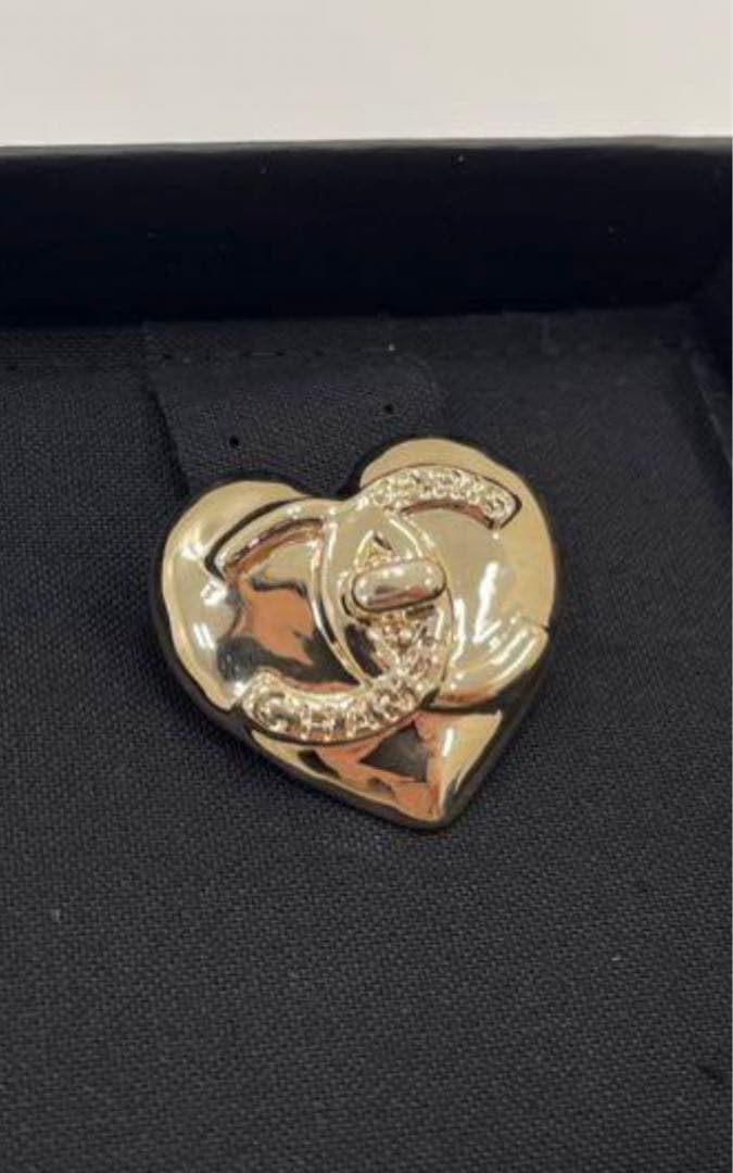 ⭐︎希少⭐︎シャネル　ハートブローチ　正規品