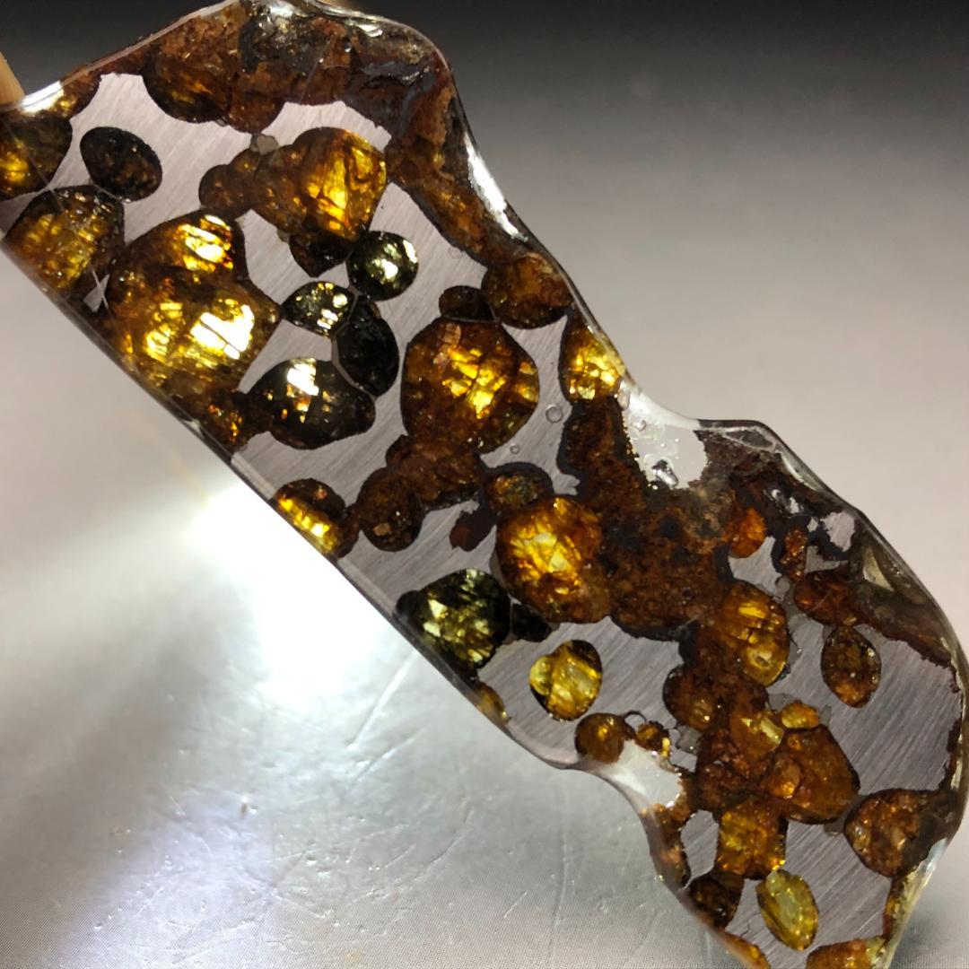 パラサイト隕石 隕石　石鉄隕石　セリコ隕石 美品　重さ約14ｇ　共箱